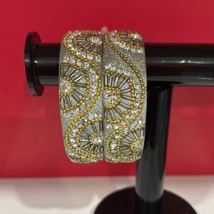 Elegant Silver and Gold Women's Bracelet